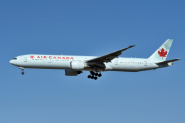 航空フォト：C-FRAM エア・カナダ 777-300