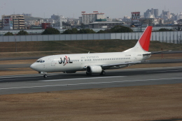 kahluamilkさんが、伊丹空港で撮影したJALエクスプレス 737-446の航空フォト（飛行機 写真・画像）