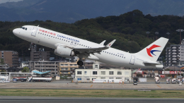 Satsumania777さんが、福岡空港で撮影した中国東方航空 A320-251Nの航空フォト（飛行機 写真・画像）