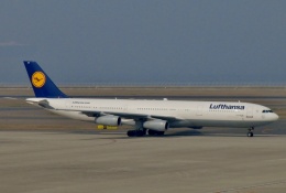 TA27さんが、中部国際空港で撮影したルフトハンザドイツ航空 A340-311の航空フォト（飛行機 写真・画像）