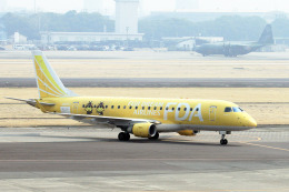 m,s mitubatiさんが、名古屋飛行場で撮影したフジドリームエアラインズ ERJ-170-200 (ERJ-175STD)の航空フォト（飛行機 写真・画像）
