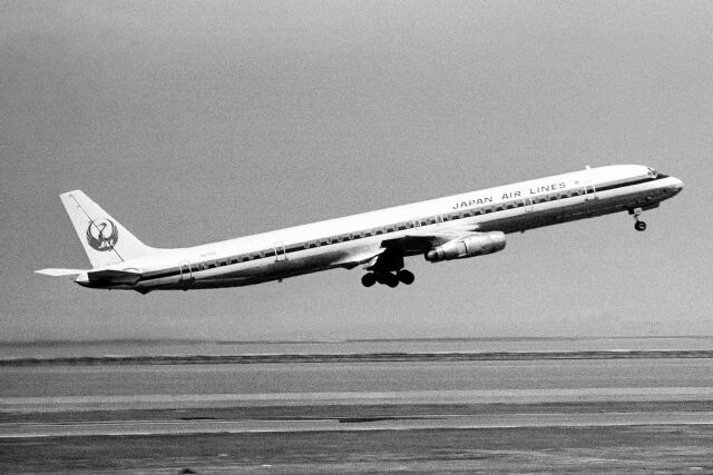 航空機・ヘリコプター JAL DC-8-61 JA8038 1:200 JAL DC-8-61 (完成品飛行機) - ホビーサーチ 飛行機他完成品