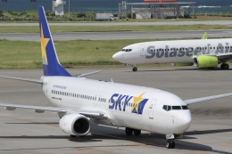 ゆーれすさんが、那覇空港で撮影したスカイマーク 737-8HXの航空フォト（飛行機 写真・画像）