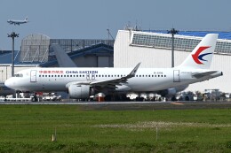 Haruru-cameraさんが、成田国際空港で撮影した中国東方航空 A320-251Nの航空フォト（飛行機 写真・画像）