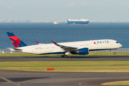 tkosadaさんが、羽田空港で撮影したデルタ航空 A350-941の航空フォト（飛行機 写真・画像）