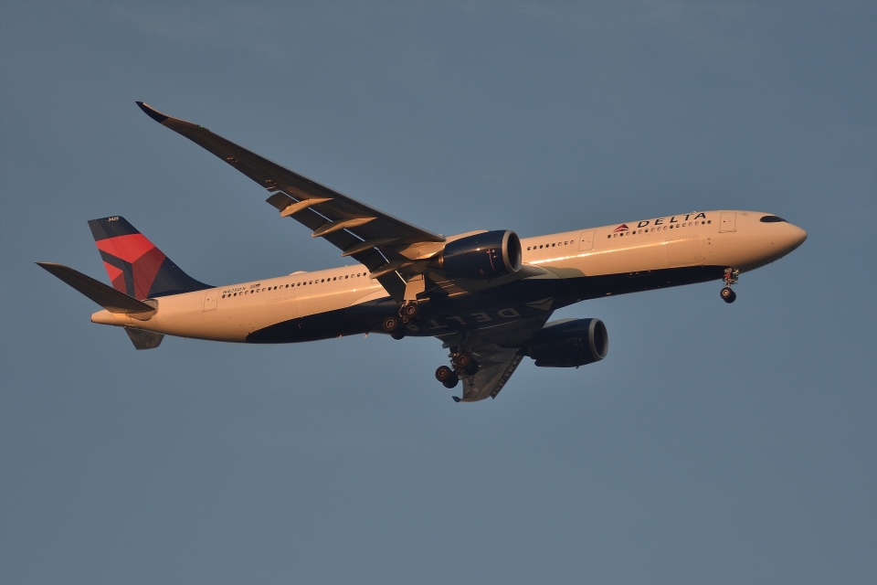 デルタ航空 Airbus A330-900 N425DX 羽田空港 航空フォト | by