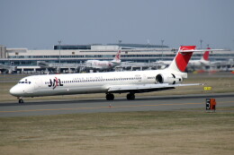 JAL (日本航空) 機材一覧 マクドネル・ダグラス MD-90 | FlyTeam