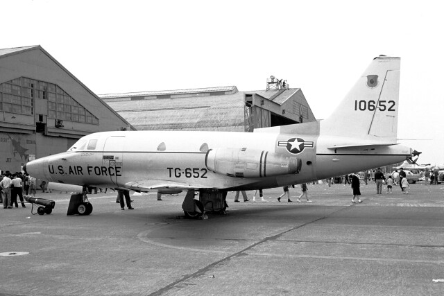 ノースアメリカン Sabreliner セイバーライナー