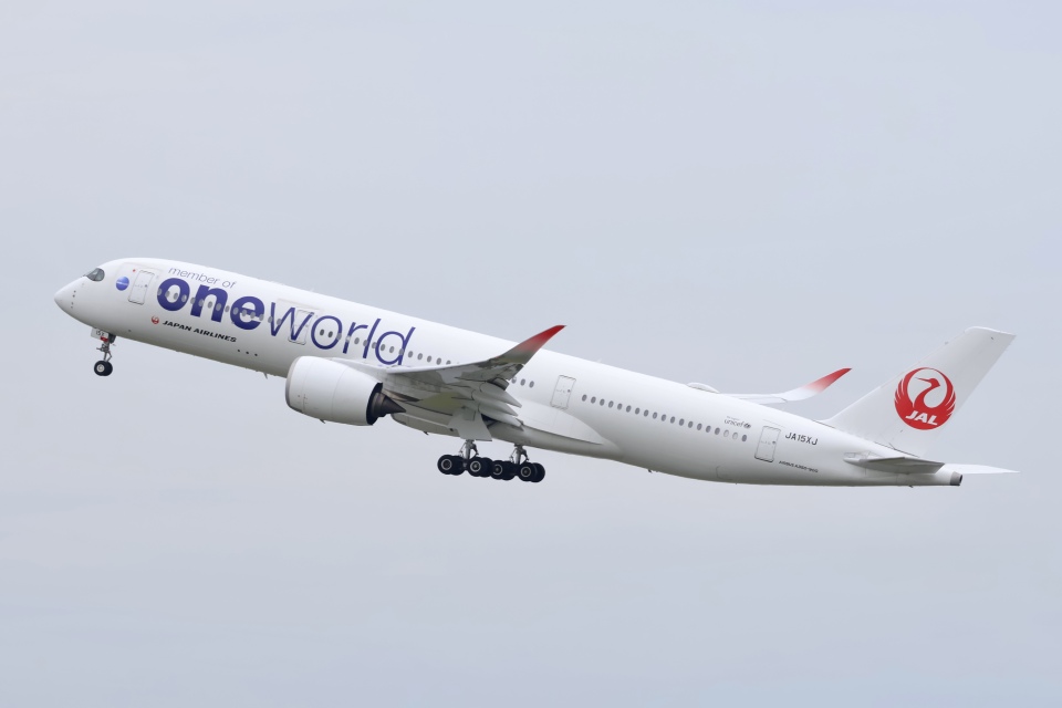 日本航空 Airbus A350-900 JA15XJ 羽田空港 航空フォト | by