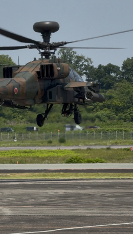 webtrfさんが、高遊原分屯地で撮影した陸上自衛隊 AH-64Dの航空フォト（飛行機 写真・画像）