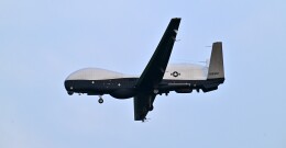 オカリンさんが、嘉手納飛行場で撮影したアメリカ海軍 MQ-4C Tritonの航空フォト（飛行機 写真・画像）