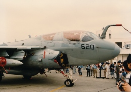 prius737さんが、厚木飛行場で撮影したアメリカ海軍 EA-6B Prowler (G-128)の航空フォト（飛行機 写真・画像）
