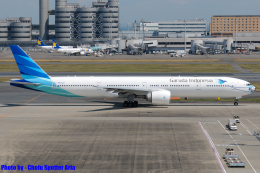 ガルーダ・インドネシア航空A330-900 マスクをつけよう1号機❣️ ガルーダ航空機の可愛い「マスク」。背景にはインドネシアの深刻