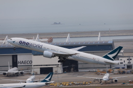 キャセイパシフィック航空/ブリティッシュ航空/ユナイテッド航空 機体記号 : B-HNJ (キャセイパシフィック航空) 航空機体ガイド