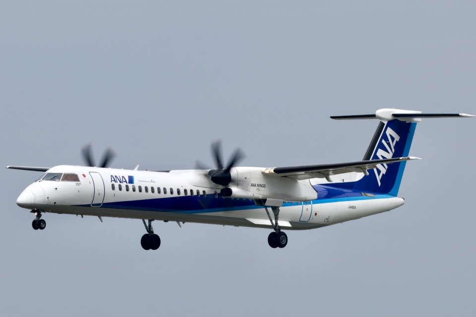 ANAウイングス Bombardier DHC-8-400 JA465A 伊丹空港 航空