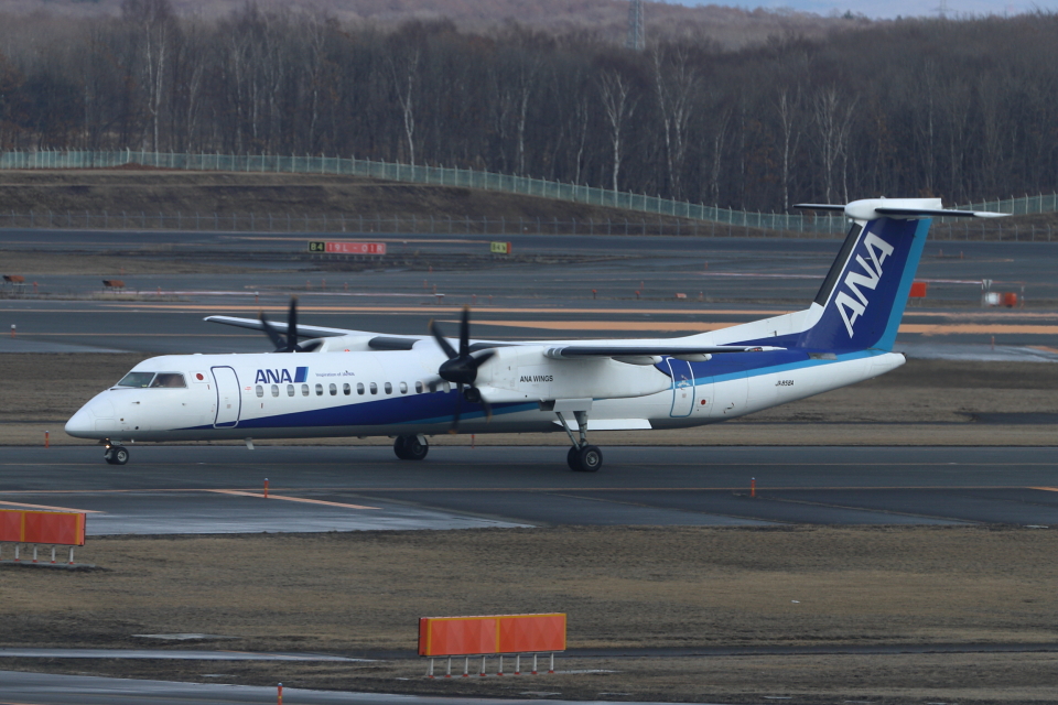 ANAウイングス Bombardier DHC-8-400 JA856A 新千歳空港 航空