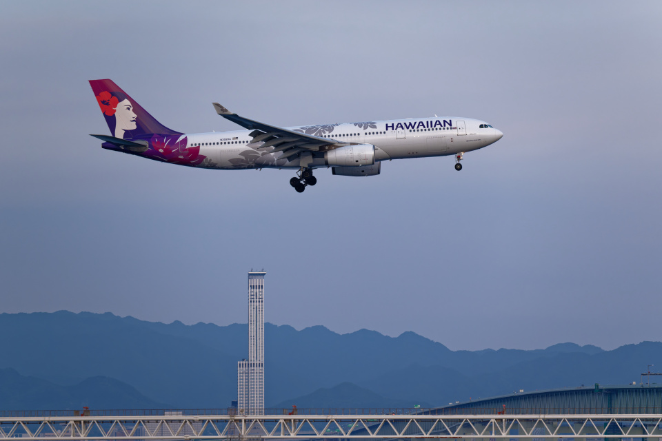 HAWAIIAN AIRLINES A330-200 ハワイアン航空 エアバス Airbus A330