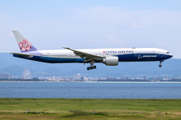 機体記号 : B-18007 (チャイナエアライン) 航空機体ガイド