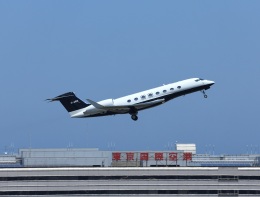 Espace77さんが、羽田空港で撮影したプライベートエア G500/G550 (G-V)の航空フォト（飛行機 写真・画像）