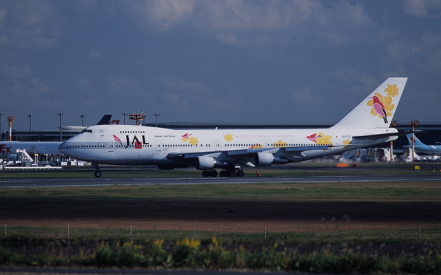JALWAYS Reso'cha 日本航空 リゾッチャ - Wikipedia