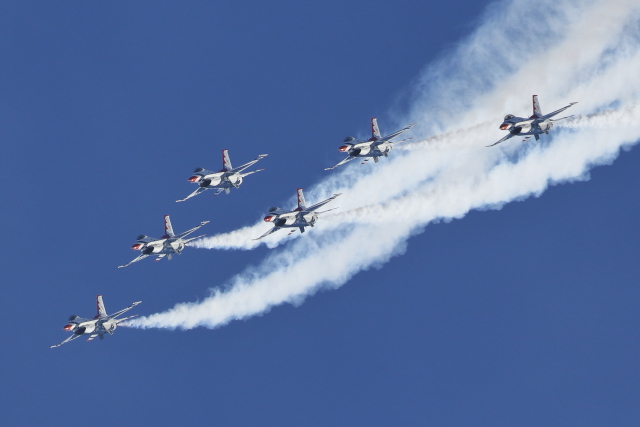 ネリス空軍基地、どんな空港？就航都市、フライト情報など、利用