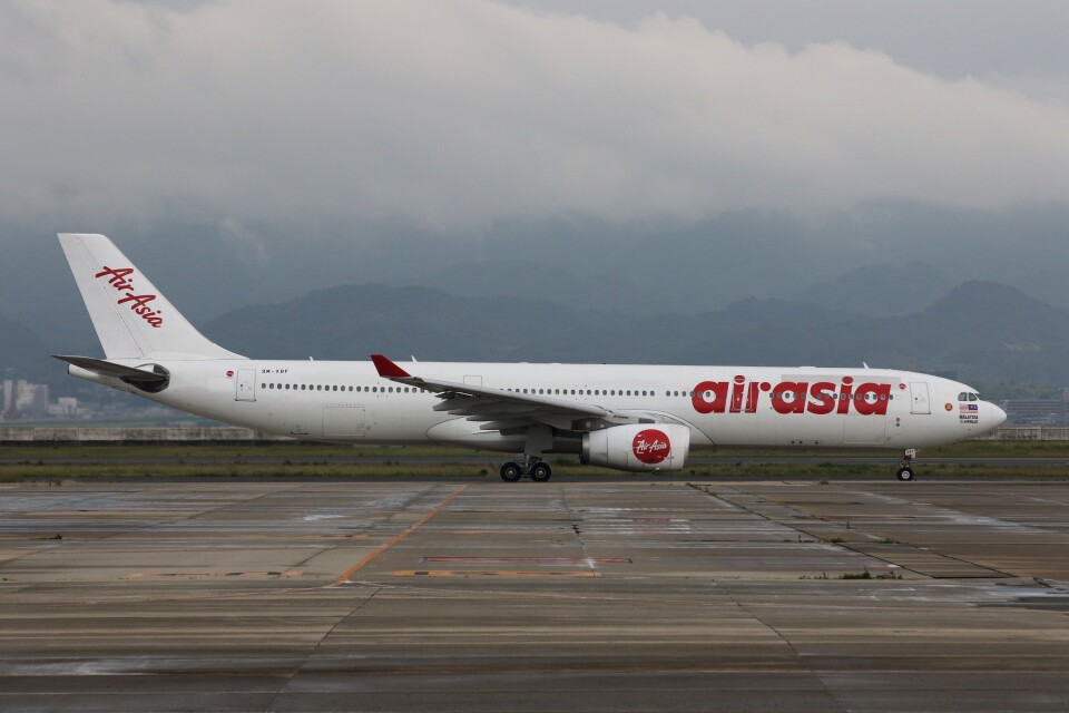 AIRBUS 330-300 Air Asia ロッテワールド エアバス AIRBUS 330-300 Air Asia ロッテワールド エアバス - メルカリ