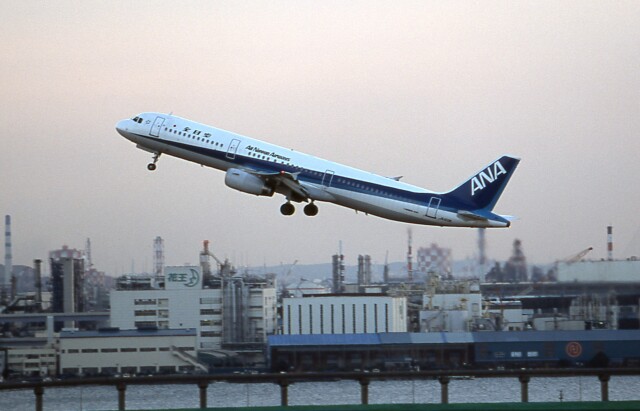 1/200 デルタ航空 ボーイング757-300 Boeing 757-300 Seat Maps, Specs & Amenities | Delta Air Lines
