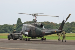 KAZFLYERさんが、立川飛行場で撮影した陸上自衛隊 UH-1Hの航空フォト（飛行機 写真・画像）