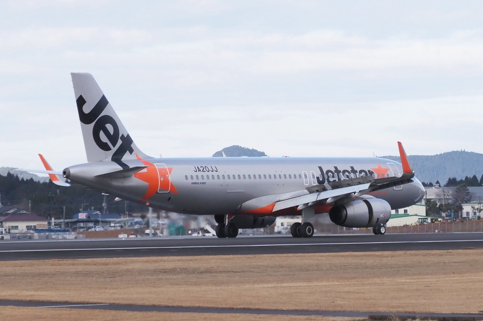Jetstar Airbus A320  1:200. ジェットスタージャパン arichin お正月企画第4弾 ジェットスターのエアバスA320モデル