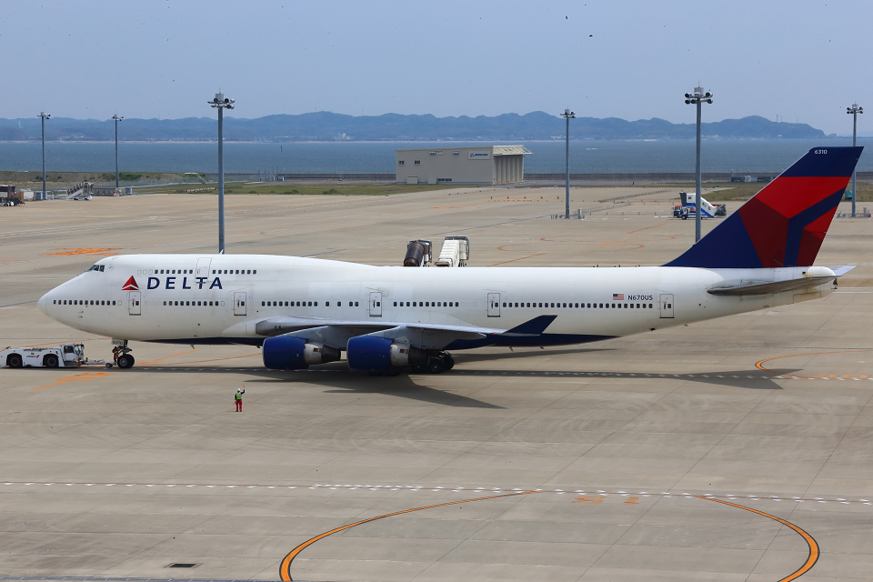 デルタ航空 Boeing 747-400 N670US 中部国際空港 航空フォト