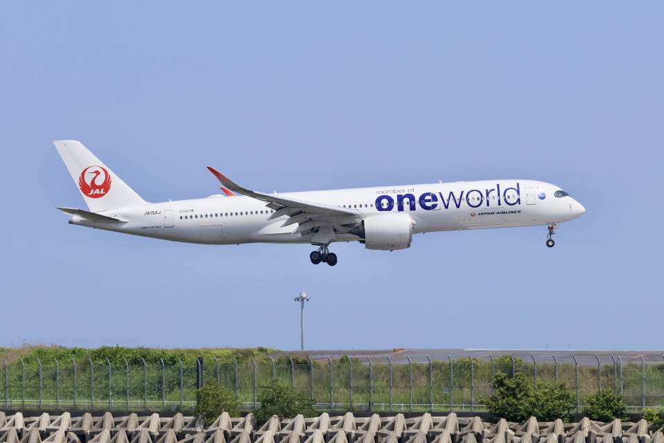 JAL 日本航空 1/200 A350-900 15号機 JA15XJ 日本航空 Airbus A350-900 JA15XJ 羽田空港 航空フォト | by