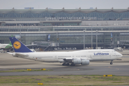 SHARP FUKUDAさんが、羽田空港で撮影したルフトハンザドイツ航空 747-830の航空フォト（飛行機 写真・画像）