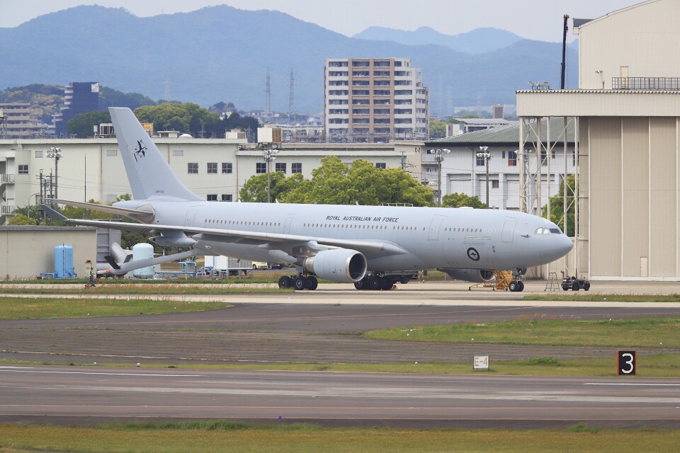 100周年　オーストラリア空軍　A330-200 100周年オーストラリア空軍A330-200