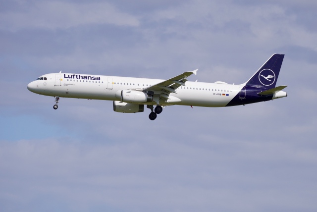 ルフトハンザ航空Ｂ737-200 私の飛行機アーカイブズⅡ ルフトハンザ B737-200 | 3moon7river