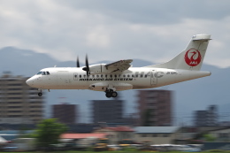 雪ミク」特別塗装機 北海道エアシステム (ATR 42 | JA12HC