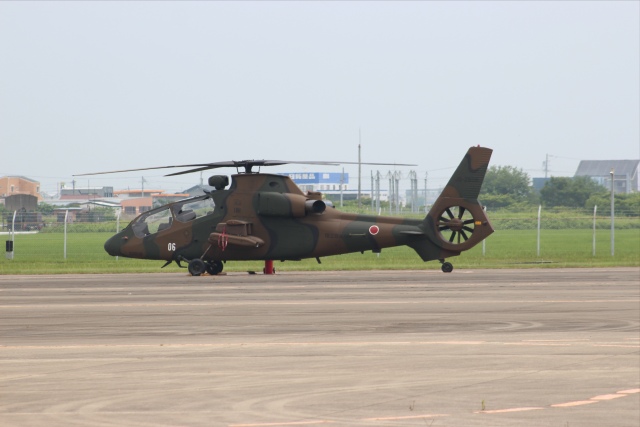 ヒコーキグモ(JQ3KAM)さんが、明野駐屯地で撮影した陸上自衛隊 OH-1の航空フォト（飛行機 写真・画像）