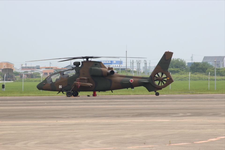 陸上自衛隊 Kawasaki OH-1 32606 明野駐屯地 航空フォト | by