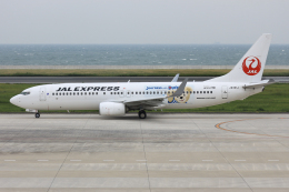 いおりさんが、北九州空港で撮影したJALエクスプレス 737-846の航空フォト（飛行機 写真・画像）