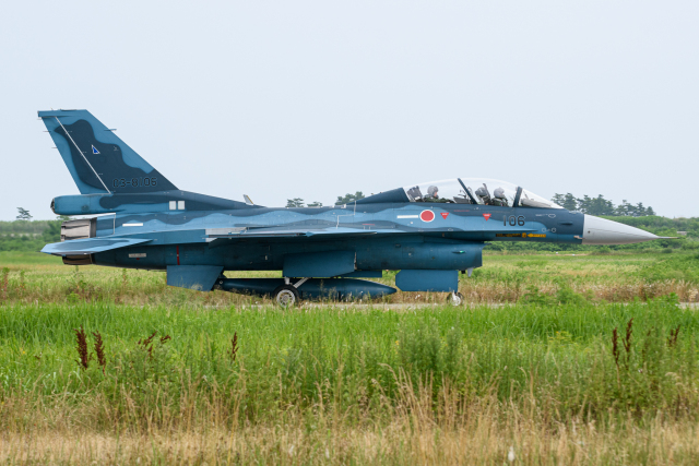 三菱 F-2B