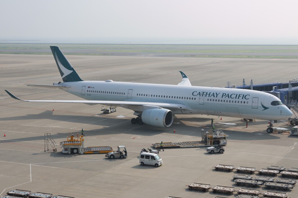 航空写真(フォト・画像)：キャセイパシフィック航空 Airbus A350
