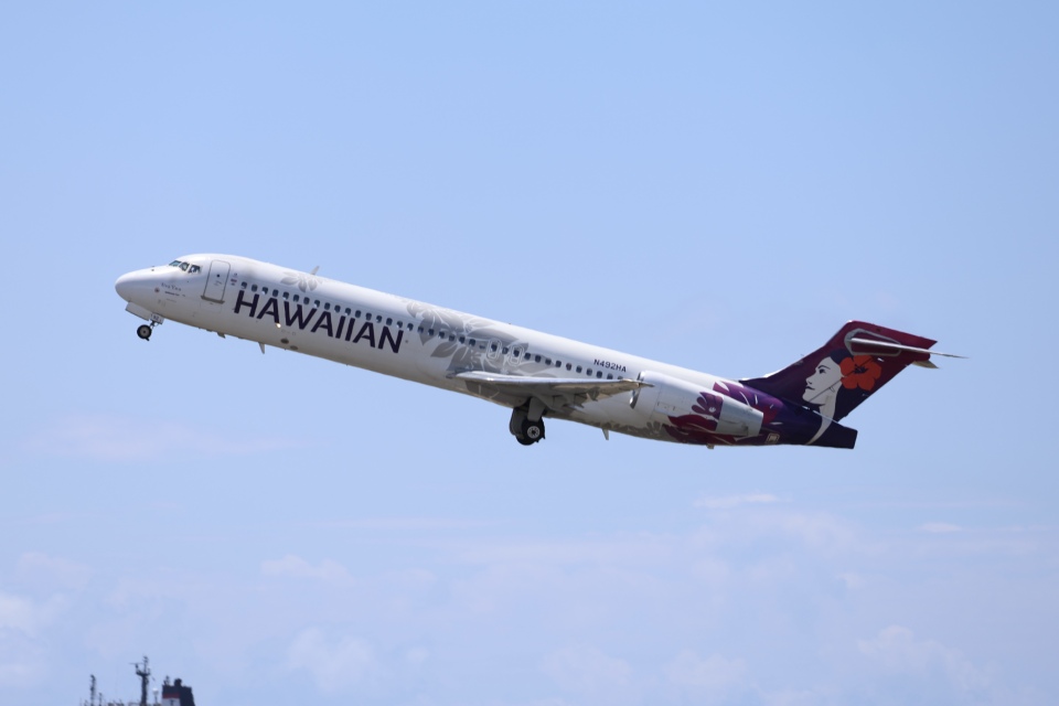 ハワイアン航空 ハワイアン航空 Boeing 717 N488HA ダニエル・K・イノウエ国際