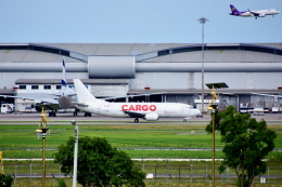 michaelphotographyさんが、スワンナプーム国際空港で撮影したアジア・カーゴ・エアライン 737-3H4(SF)の航空フォト（飛行機 写真・画像）