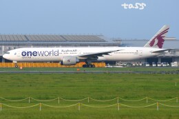tassさんが、成田国際空港で撮影したカタール航空 777-3DZ/ERの航空フォト（飛行機 写真・画像）