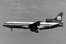 ★昭和レトロ　全日空　ブリキ 飛行機　L-1011　トライスター　レトロ ☆昭和レトロ 全日空 ブリキ 飛行機 L-1011 トライスター レトロ