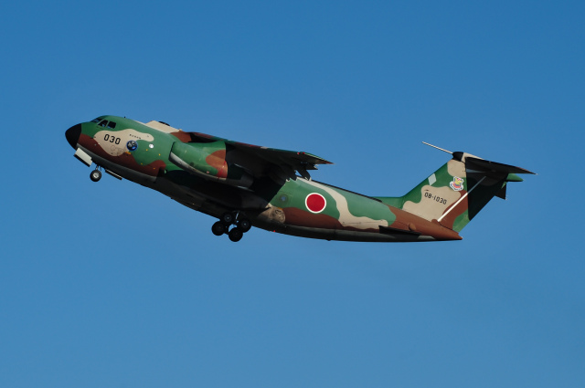 最終価格 未使用 航空自衛隊 ライセンス商品 サングラス 63□14 132 小牧基地 第401飛行隊 JASDF 401SQ C-130H Hercules Z9＋100
