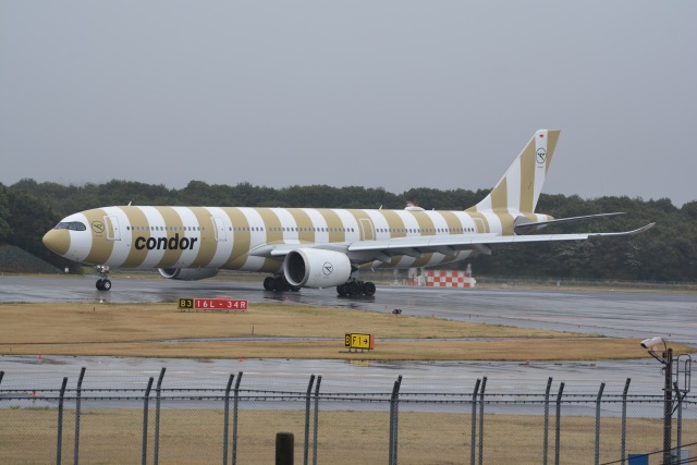 コンドル航空 A330-200 D-AIYB 1/400 ScaleModelStore.com :: NG Models 1:400 - 61052 - Condor