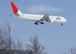 tuckerさんが、新千歳空港で撮影した日本航空 767-346の航空フォト（飛行機 写真・画像）