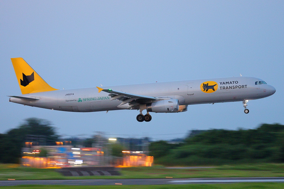 航空機・ヘリコプター Yamato Transport A321P2F JA82YA Yamato Transport A321P2F Starts Proving Flights, Aims for