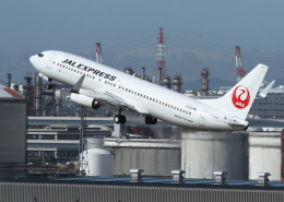 tuckerさんが、羽田空港で撮影したJALエクスプレス 737-846の航空フォト（飛行機 写真・画像）