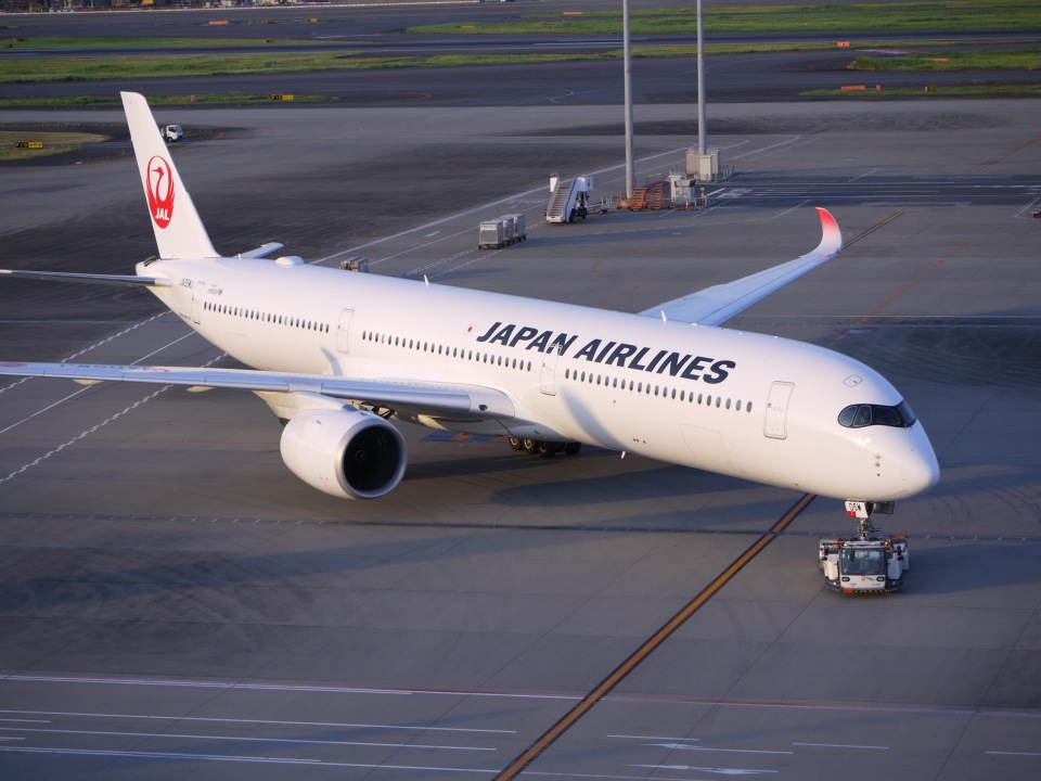日本航空 Airbus A350-1000 JAL A350-1000初号機、赤いロゴ7月末まで 通常塗装に（Aviation